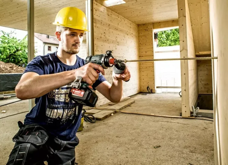 Аккумуляторный винтоверт BS 18 LTX BL Q I  Metabo купить в Екатеринбурге