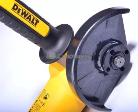 Угловая шлифмашина DeWalt DWE 4215 купить в Екатеринбурге
