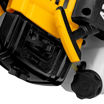 Триммер бензиновый Denzel DT 43S разъемная штанга 96225 купить в Екатеринбурге