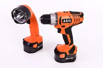 Аккумуляторная дрель AEG BS 12 G2 NC-142 CF 443769 купить в Екатеринбурге