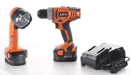 Аккумуляторная дрель AEG BS 12 G2 NC-142 CF 443769 купить в Екатеринбурге