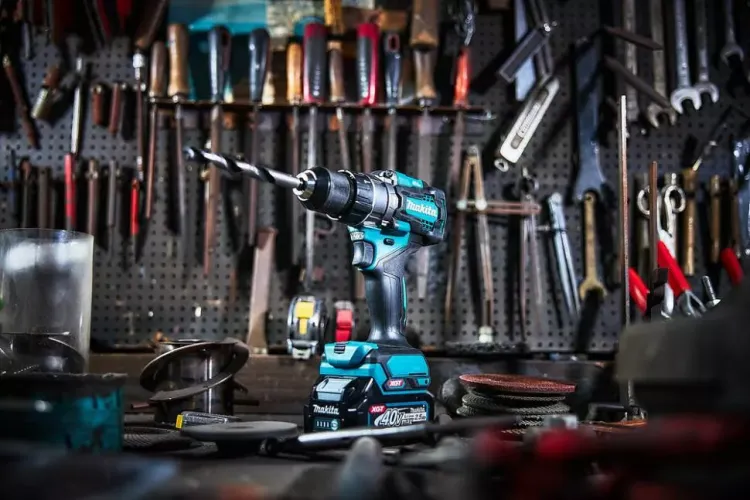 Ударная дрель-шуруповерт XGT Makita HP001GD201 купить в Екатеринбурге