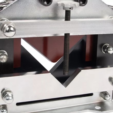 Уголкорез гидравлический КВТ УР-110 для уголков до 110х110х8 мм (89258) купить в Екатеринбурге