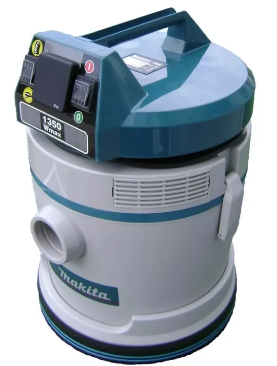 Пылесос Makita 448+6 мешков (сухая и влажная уборка) купить в Екатеринбурге
