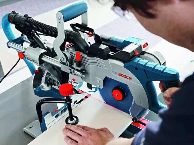 Пила торцовая BOSCH GCM 8 SJL купить в Екатеринбурге