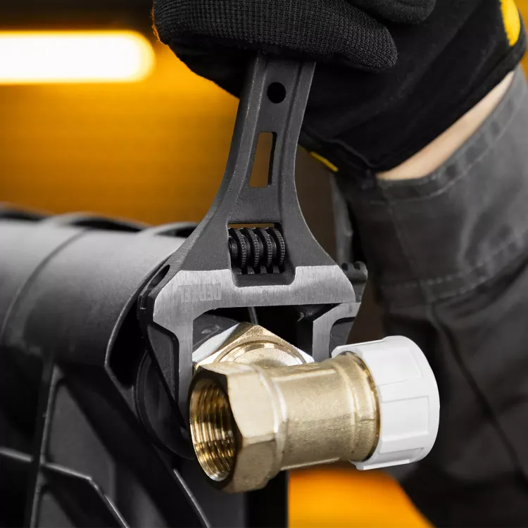 Ключ разводной Denzel, 200 мм, CrV, кованый, 15748 купить в Екатеринбурге