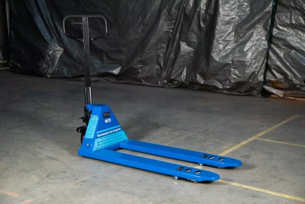 Тележка гидравлическая низкопрофильная 65 мм  3000 кг 1150 мм полиуретановые колеса TOR RHP 1006204 купить в Екатеринбурге