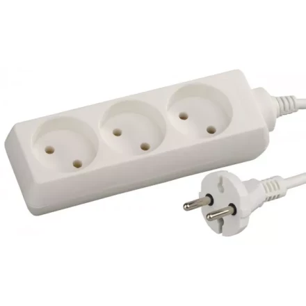 Удлинитель СВЕТОЗАР электрический, 3 гнезда, 3м SV-55030-3 купить в Екатеринбурге