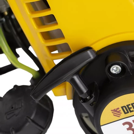 Триммер бензиновый DTL-37-4T, 4-тактный, 37 см3, неразъемная штанга, состоит из 2 частей Denzel 96267 купить в Екатеринбурге