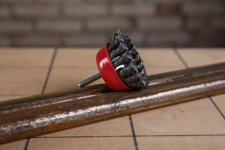 Кордщетка HAMMER чаша 63мм для дрели витая сталь (207-203) купить в Екатеринбурге