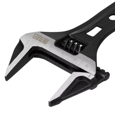 Ключ разводной Denzel 135 мм, CrV, кованый, укороченная рукоятка 15752 купить в Екатеринбурге