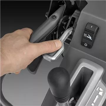 Гусеничный бензиновый снегоуборщик Husqvarna ST 427T купить в Екатеринбурге
