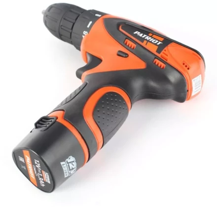 Дрель-шуруповерт аккумуляторная PATRIOT BR 114Li в кейсе купить в Екатеринбурге