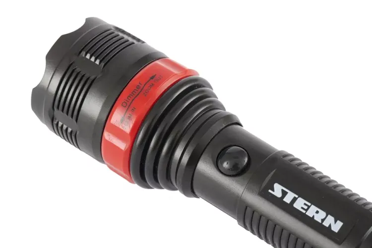 Фонарь бытовой пластик 3W LED ремешок зум 3 режима 100% - 50% - стробоскоп 3хААА Stern 90572 купить в Екатеринбурге