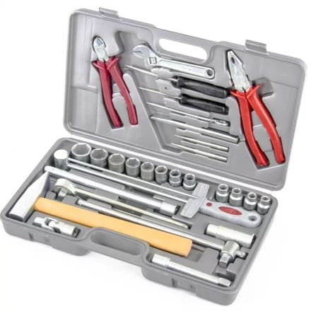 Набор слесарно-шоферского инструмента Универсал-2 в пластиковом боксе НИЗ артикул 13447 купить в Екатеринбурге
