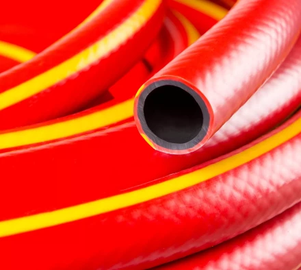 Шланг GRINDA EXPERT поливочный, 35 атм., армированный, 3-х слойный, 1/2&quot;х20м 8-429005-1/2-20_z02 купить в Екатеринбурге