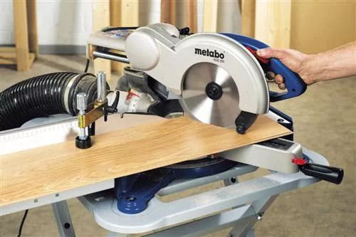 Пила торцовая Metabo KGS 255 PLUS купить в Екатеринбурге