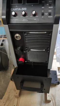 Полуавтоматический сварочный аппарат инверторный Ресанта САИПА-500 купить в Екатеринбурге