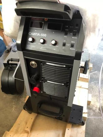 Полуавтоматический сварочный аппарат инверторный Ресанта САИПА-500 купить в Екатеринбурге