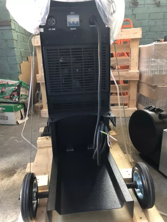 Полуавтоматический сварочный аппарат инверторный Ресанта САИПА-500 купить в Екатеринбурге