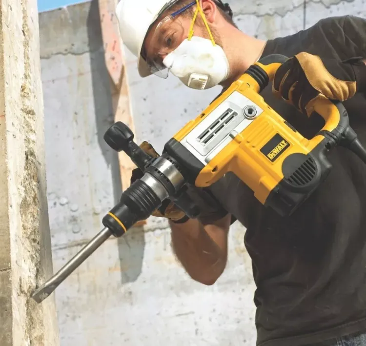 Молоток отбойный D 25831 К DeWalt купить в Екатеринбурге