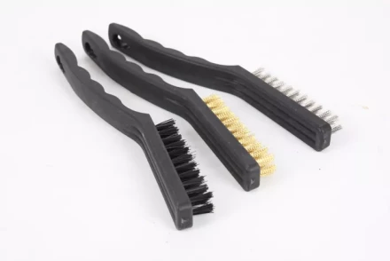 Набор щеток 3 шт металлические с пластмассовой ручкой большие MATRIX 74863 купить в Екатеринбурге