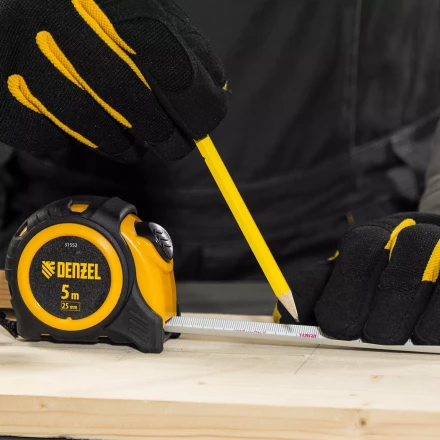Рулетка Denzel  5м х 25мм, обрезиненный корпус, автоматическая фиксация, 31552 купить в Екатеринбурге