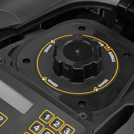 Робот-газонокосилка Grass Master 1000, ультразвуковой датчик, 3 Ач, LCD дисплей, Wi-Fi // Denzel купить в Екатеринбурге