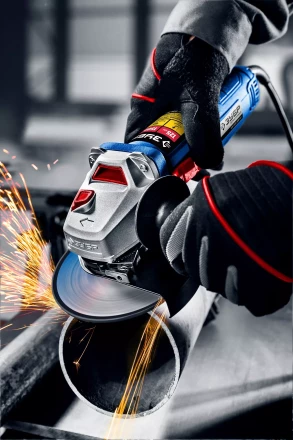 ЗУБР 1500 Вт, d125 мм, УШМ, Профессионал (УШМ-П125-1500 ПСТ) купить в Екатеринбурге