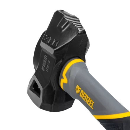 Кувалда с клиновидным бойком 1,35 кг Denzel 11015, фибергласовая рукоятка c TPR купить в Екатеринбурге