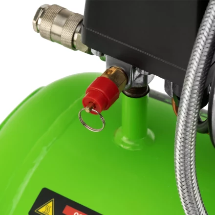 Компрессор безмаслянный малошумный Сибртех МБ 1100/24,1100 Вт, 24 л, 170 л/мин 58006 купить в Екатеринбурге