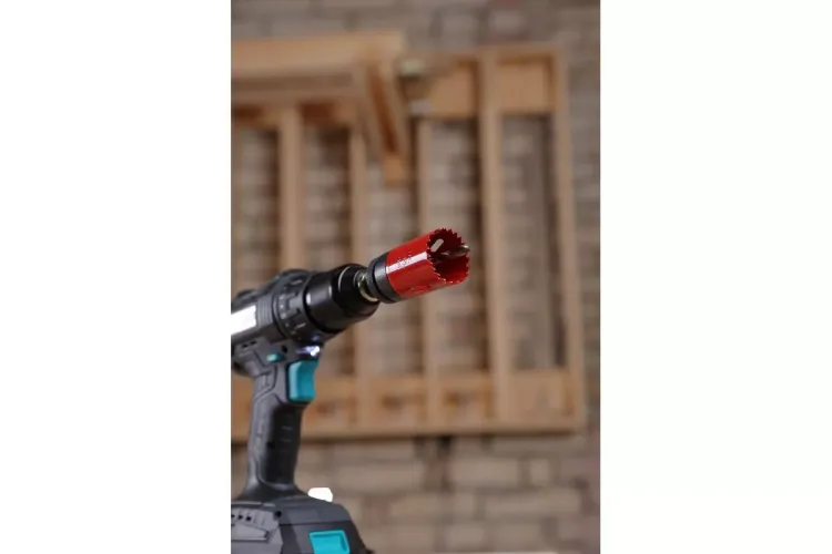 Коронка биметаллическая HAMMER Ф38х38мм 5/8" BiMETALL (224-008) купить в Екатеринбурге