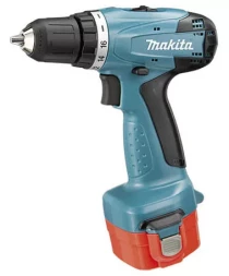 Аккумуляторная ударная дрель-шуруповерт Makita 8281DWАE