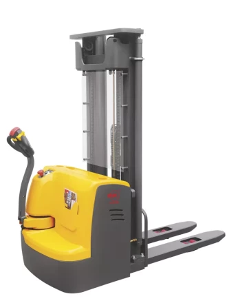 Штабелер самоходный 1,5 т 4,5 м XILIN CDDR15-III Li-ion 24/230 В/Ач (сопровождаемый) 1049895 купить в Екатеринбурге