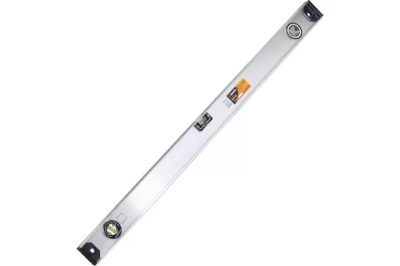 Уровень алюминиевый «Рельс» 1000мм 3 глазка фрезерованный Вихрь 900/73/11/4/16 купить в Екатеринбурге