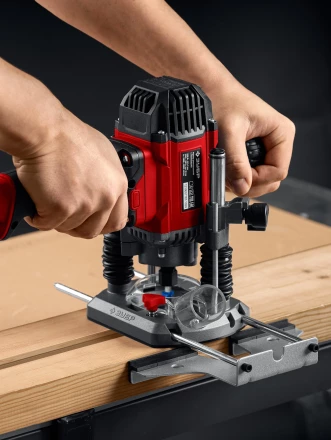 ЗУБР 1200 Вт, 50 мм, универсальный фрезер (ФМР-1250) купить в Екатеринбурге