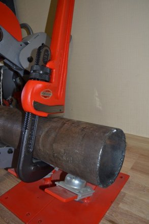 Прямой трубный ключ для тяжелых работ 48  31040 купить в Екатеринбурге