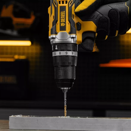 Сверло спиральное по металлу Denzel 4 x 75 мм, Р6М5, Golden Tip, 718229 купить в Екатеринбурге