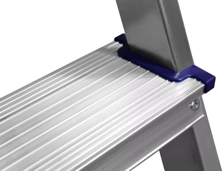 Лестница-стремянка двухсторонняя алюминиевая, СИБИН 38825-02, 2 ступени 38825-02 купить в Екатеринбурге