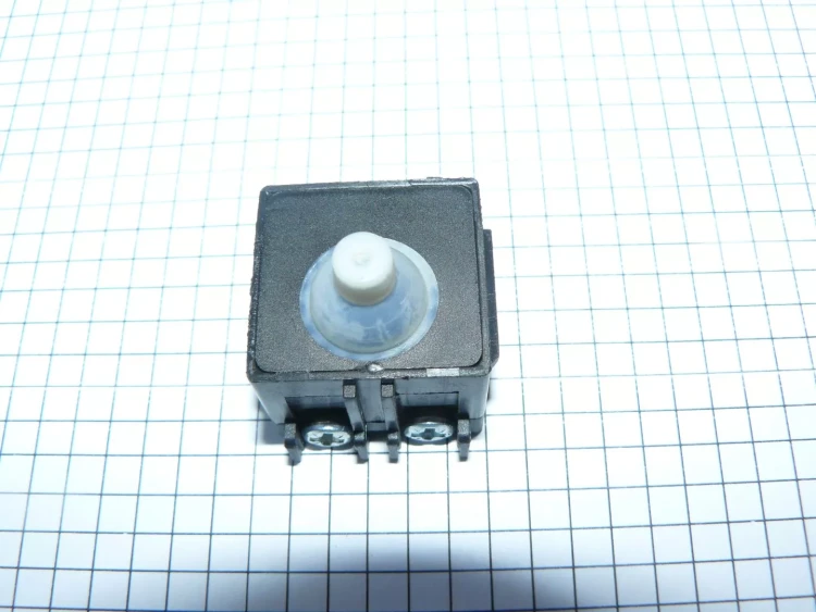 Выключатель SF125 7(7)A 5E4 V000-003-302 купить в Екатеринбурге