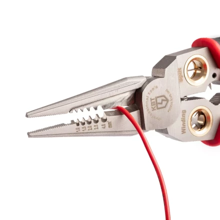 Мультитул-длинногубцы КВТ MT-03 (6 в 1) с функцией снятия изоляции и резки (102401) купить в Екатеринбурге