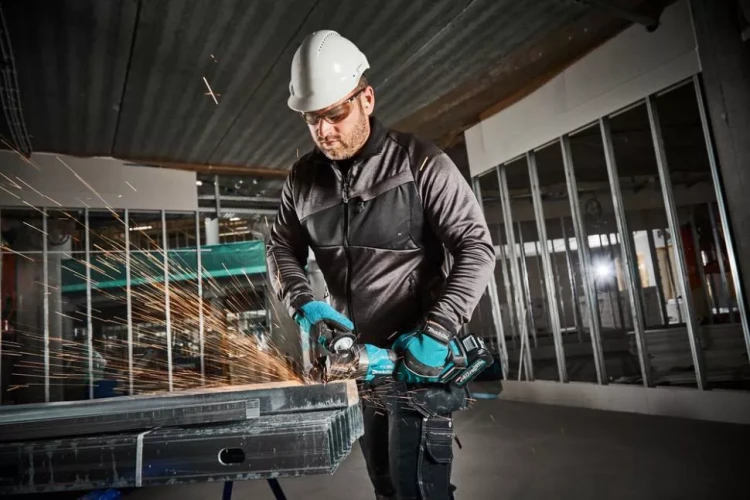 Угловая шлифовальная машина XGT Makita GA013GM201 купить в Екатеринбурге