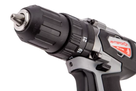 Аккумуляторная дрель-шуруповерт ИНТЕРСКОЛ ДАУ-13/18ВК (573.1.2.70) Li-ion АПИ (кейс, 2 х 1,5Ач, ЗУ) купить в Екатеринбурге