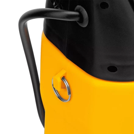 Опрыскиватель аккумуляторный Denzel D-5LI, 5 л, Li-Ion акк., 12 В, 2 Ач 64790 купить в Екатеринбурге