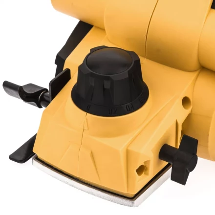 Рубанок электрический EP-82 Denzel 27801 купить в Екатеринбурге