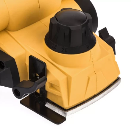 Рубанок электрический EP-82 Denzel 27801 купить в Екатеринбурге