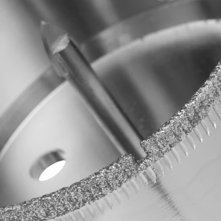 Сверло по керамической плитке и стеклу Сибртех, 68 х 55 мм, шестигранный хвостовик, с центрующим сверлом купить в Екатеринбурге