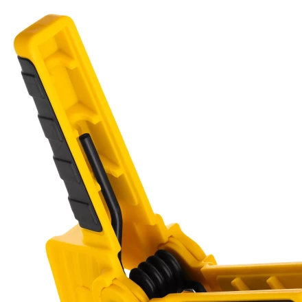 Струбцина клещеобразная Denzel, усиленная 65 х 50 мм, двухкомпонентные рукоятки, 20796 купить в Екатеринбурге