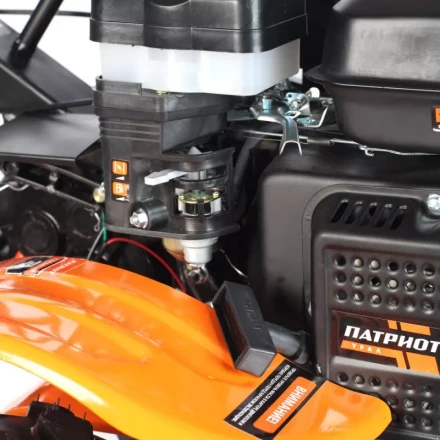 Мотоблок PATRIOT Урал (Колеса EXTREME) 440107581 купить в Екатеринбурге