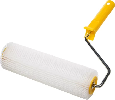 Валик игольчатый STAYER для наливных полов в сборе, пластмассовые иглы, бюгель 8мм, 75х250мм 03951-25 купить в Екатеринбурге